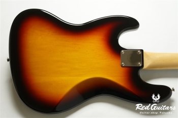 Made in Japan Traditional 60s Jazz Bass ‐ 3-Color Sunburst